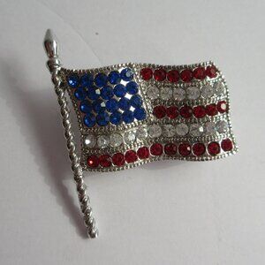 USA American Flag Rhinestone Crystals Patriotic Pin Brooch Silver Tone Metal